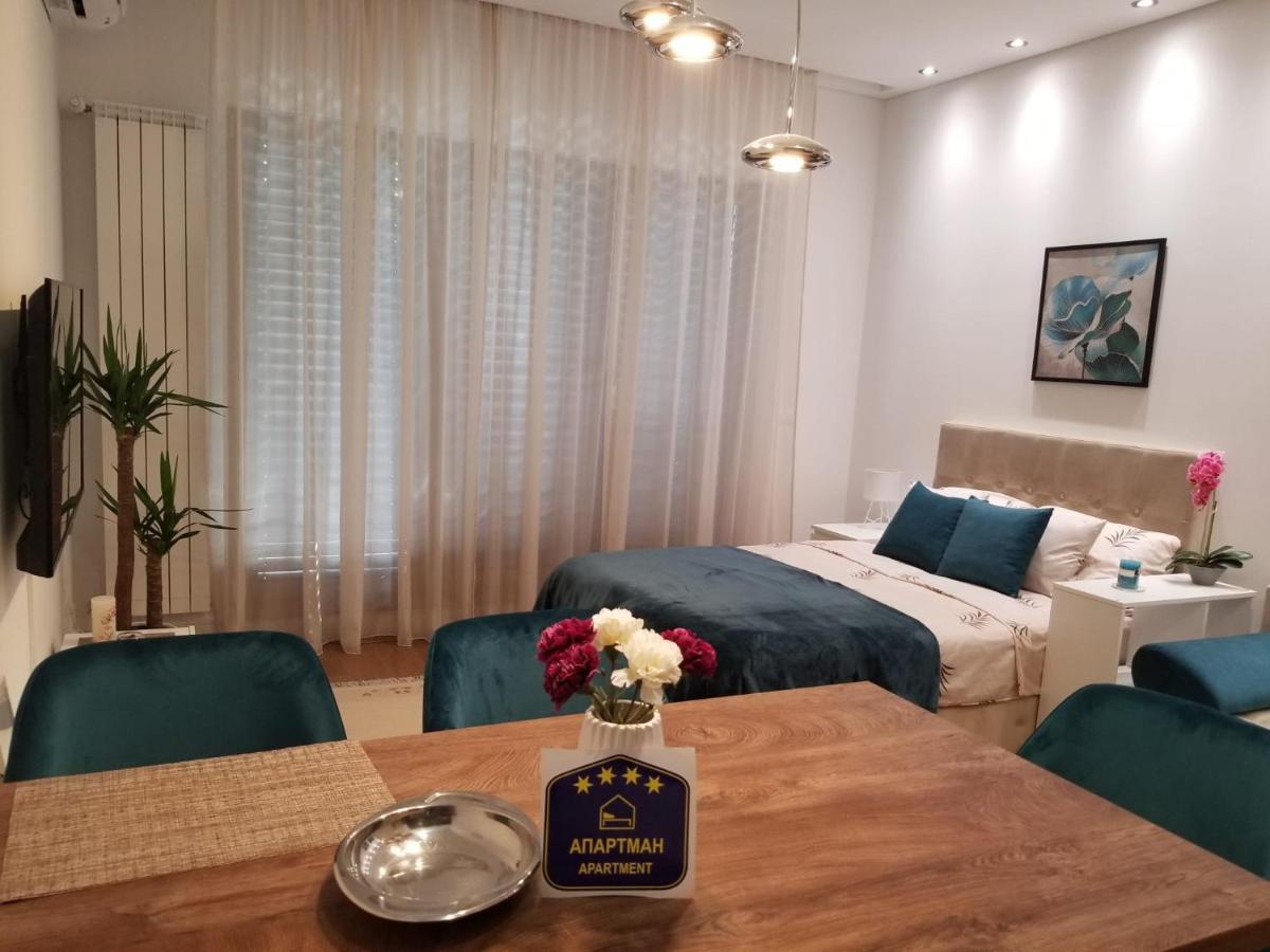 Azura Residence - New Luxury Apartment Белград Екстер'єр фото